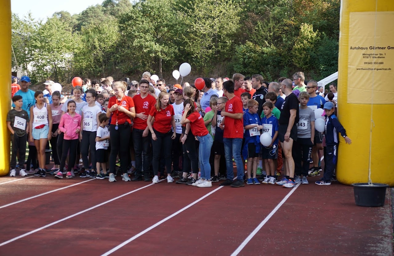 Bild vom 11. Benefizlauf im Jahr 2019. Dies ist das 17. Bild.